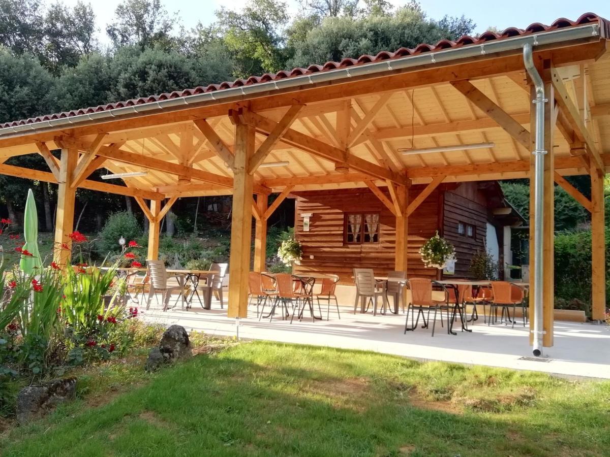 Отель Les Pierres Chaudes Veyrignac Экстерьер фото